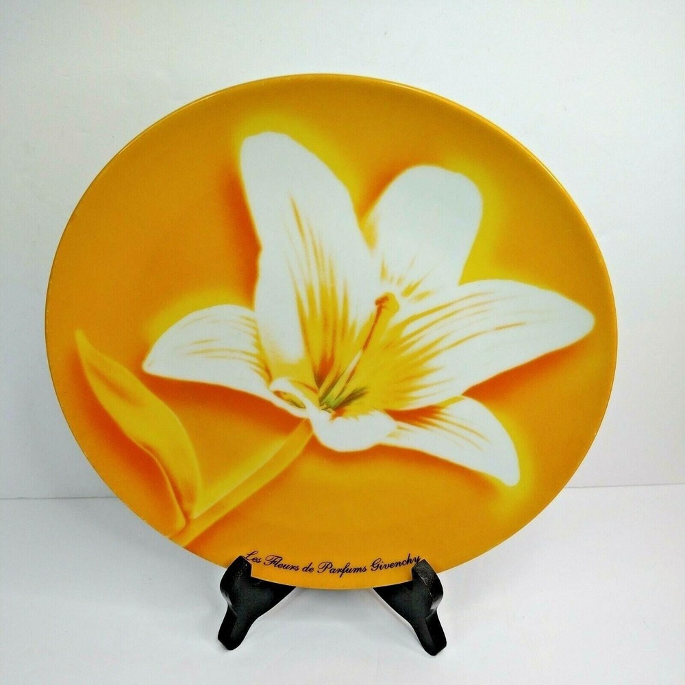Vintage Givenchy Lily Porcelain Floral Plate‎